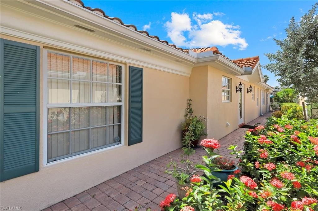 5425 Guadeloupe WAY, NAPLES, FL 34119 — photo 3