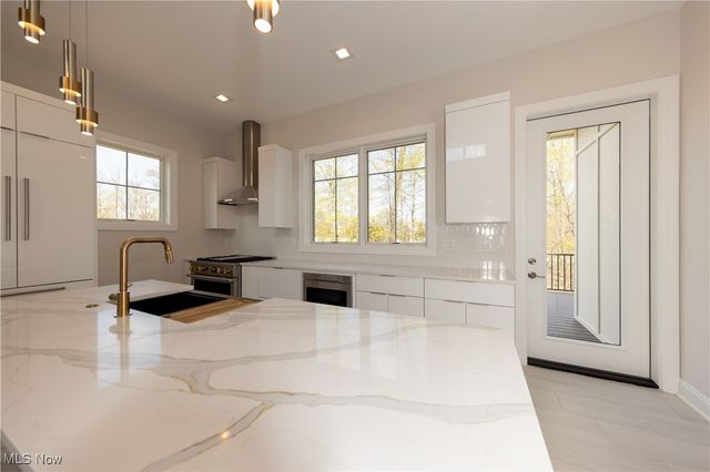 2405 Edgewood Trace, Pepper Pike, OH 44124