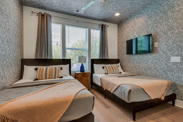 2176 Carson St Apt 20, Nashville, TN 37211