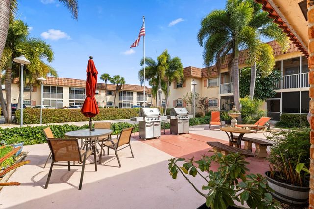 101 E Mcnab Road 219, Pompano Beach, FL 33060