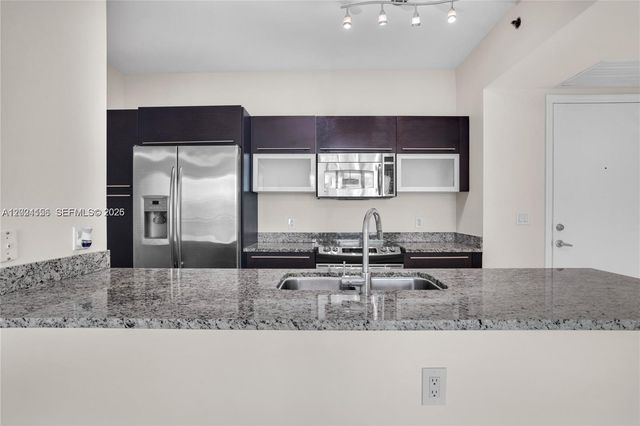 951 Brickell Ave 3107, Miami, FL 33131
