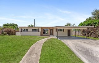 1449 Hillcrest Drive, Lake Worth Beach, FL 33461