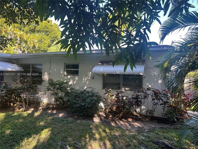 2805 NE 16th Ave, Wilton Manors, FL 33334