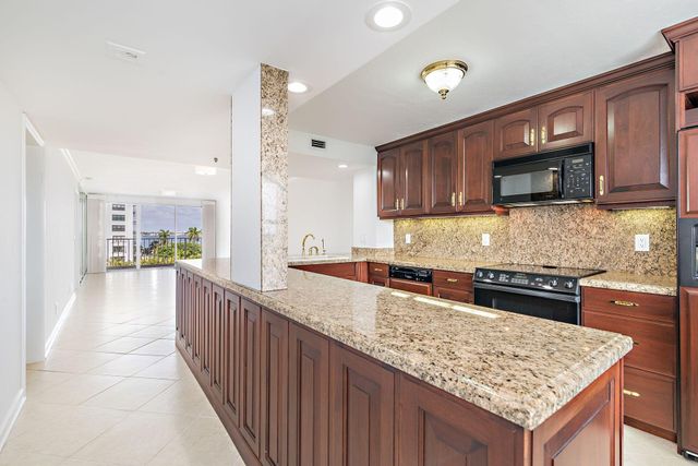 3901 S FLAGLER Drive 505, West Palm Beach, FL 33405