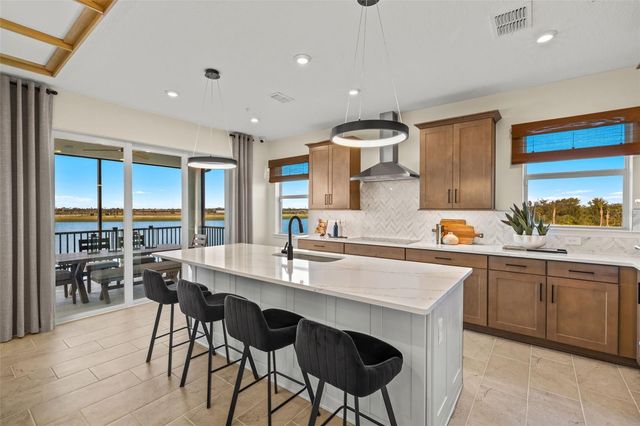 12834 JADE EMPRESS LOOP 201, Venice, FL 34293