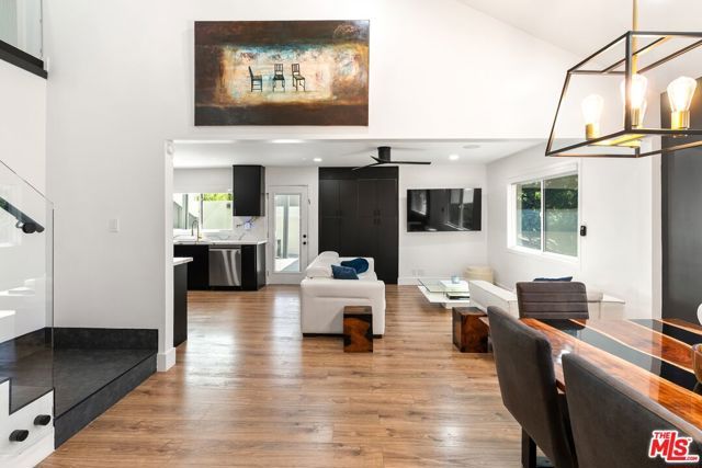 4118 Oak Hollow Road, Calabasas, CA 91302