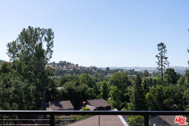 4118 Oak Hollow Road, Calabasas, CA 91302