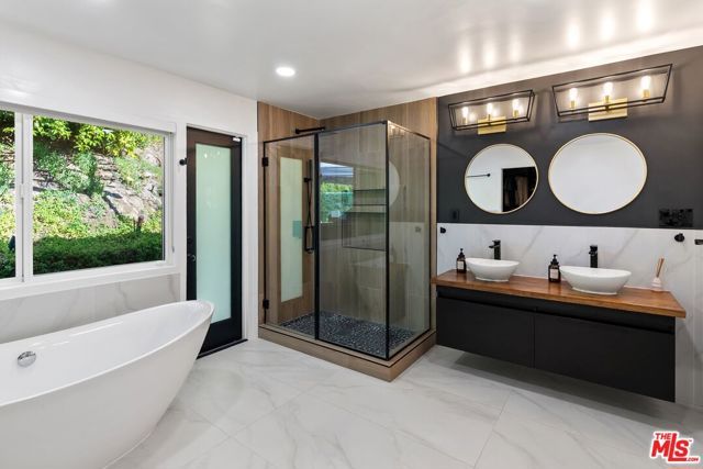 4118 Oak Hollow Road, Calabasas, CA 91302
