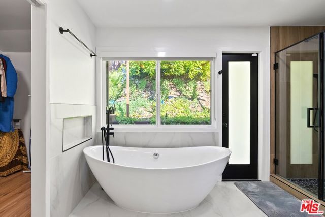 4118 Oak Hollow Road, Calabasas, CA 91302