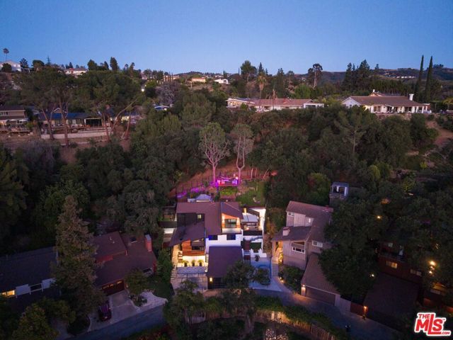 4118 Oak Hollow Road, Calabasas, CA 91302