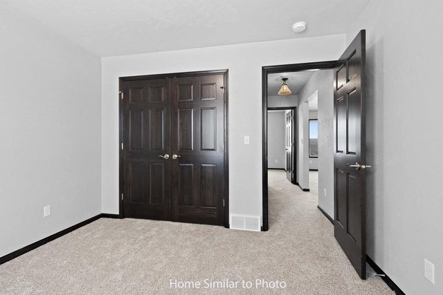 1929 HUFFCUTT LANE, Waupaca, WI 54981