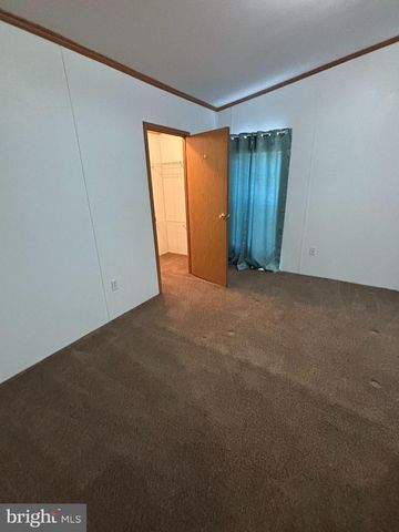 104 BOYER RD, Royersford, PA 19468