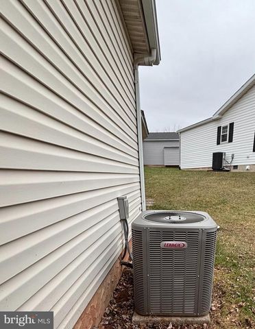 104 BOYER RD, Royersford, PA 19468