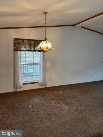 104 BOYER RD, Royersford, PA 19468