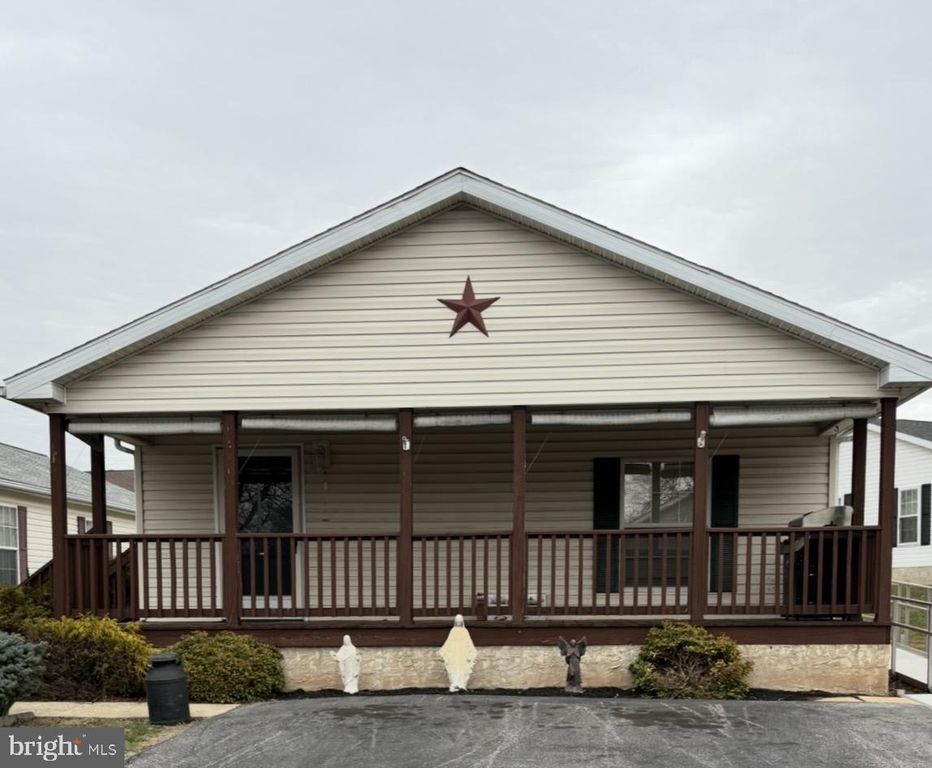 104 BOYER RD, Royersford, PA 19468