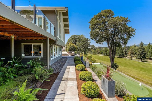 3601 Augusta National Dr S, Salem, OR 97302