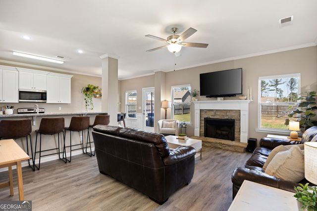 109 Taylor Walk, Dallas, GA 30132