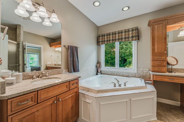 7681 Clear Creek Court, Blacklick, OH 43004
