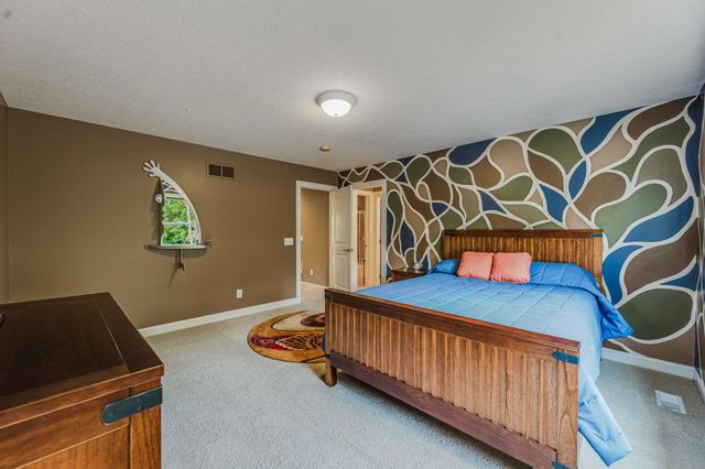 7681 Clear Creek Court, Blacklick, OH 43004