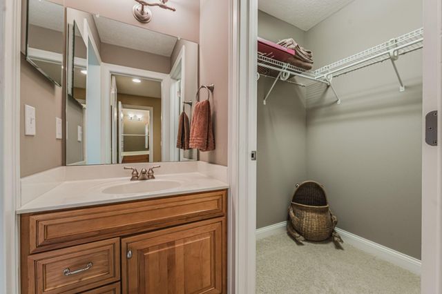 7681 Clear Creek Court, Blacklick, OH 43004