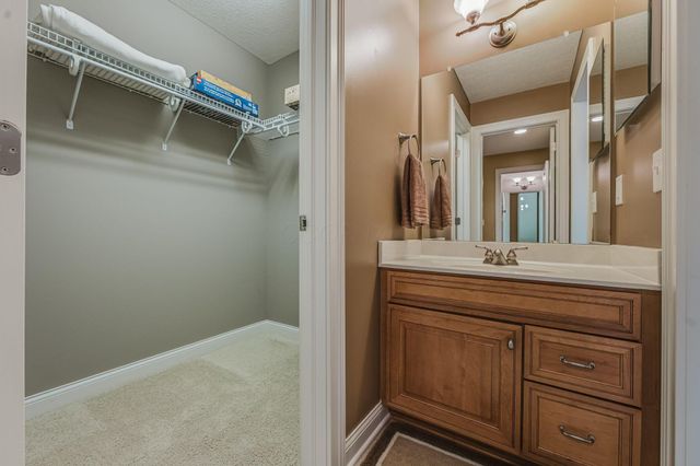 7681 Clear Creek Court, Blacklick, OH 43004