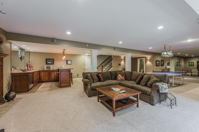 7681 Clear Creek Court, Blacklick, OH 43004