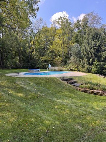 7681 Clear Creek Court, Blacklick, OH 43004