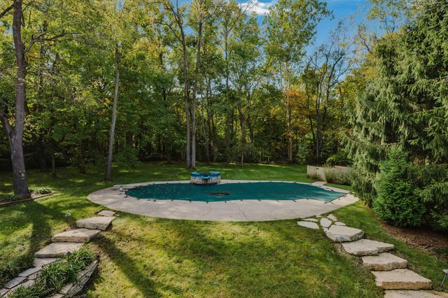 7681 Clear Creek Court, Blacklick, OH 43004