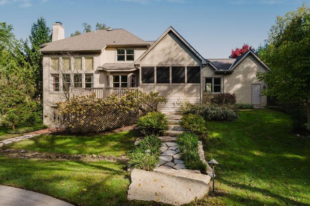 7681 Clear Creek Court, Blacklick, OH 43004