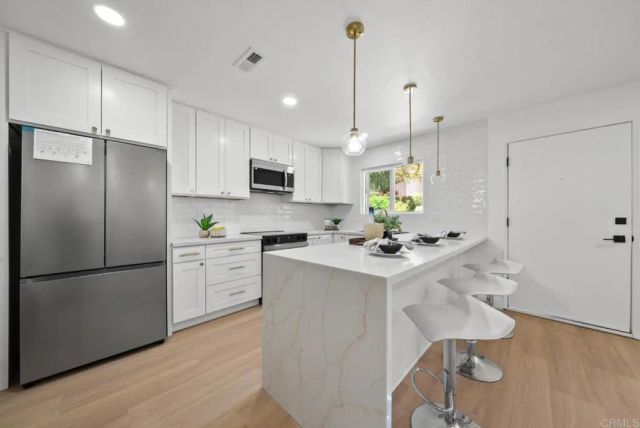 4386 Albatross Way, Oceanside, CA 92057