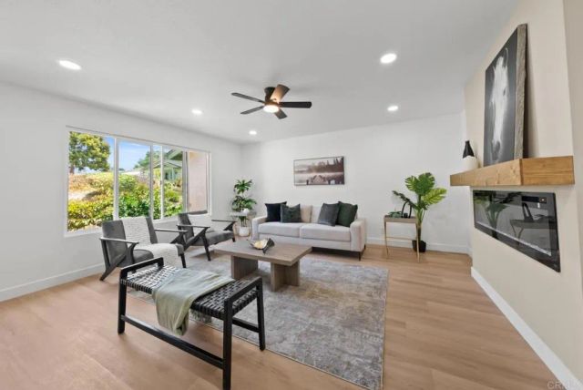 4386 Albatross Way, Oceanside, CA 92057