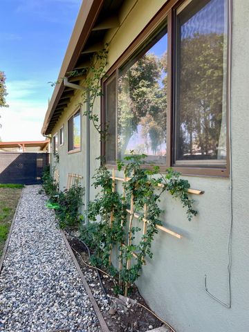 1559 Rushing St, Yuba City, CA 95993