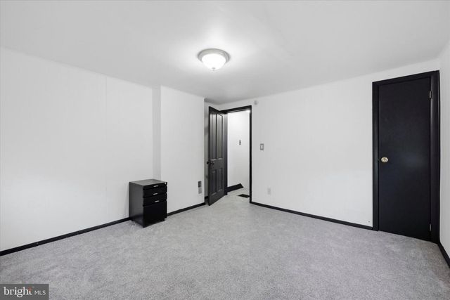 460 LOGAN AVE, Burlington, NJ 08016