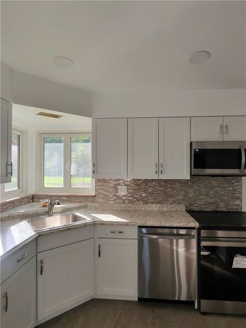 2737 Orlando Place, Blackridge, PA 15235
