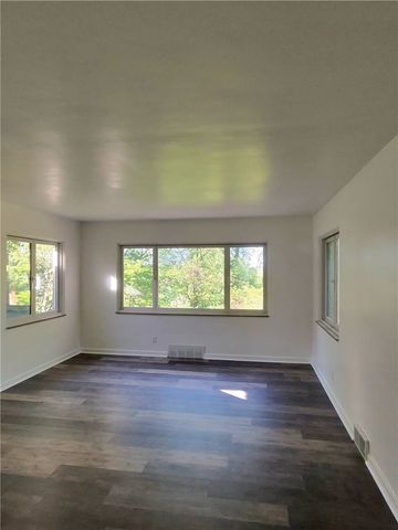 2737 Orlando Place, Blackridge, PA 15235