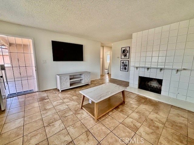 17102 Emerald, Huntington Beach, CA 92647