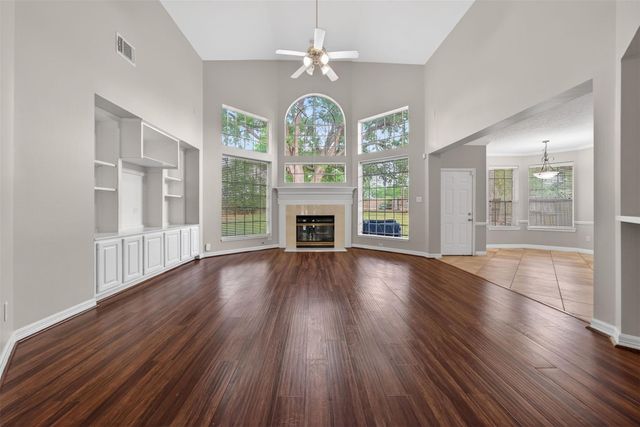 4319 Oak Forest Drive, Missouri City, TX 77459