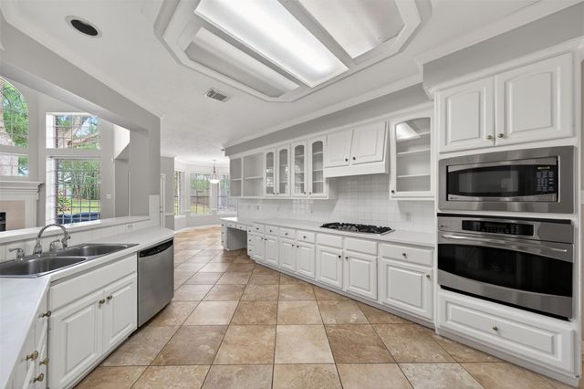 4319 Oak Forest Drive, Missouri City, TX 77459