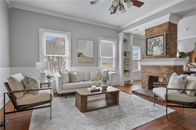 2891 Macaw NW Street, Atlanta, GA 30318