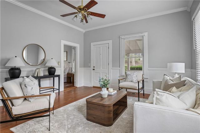 2891 Macaw NW Street, Atlanta, GA 30318