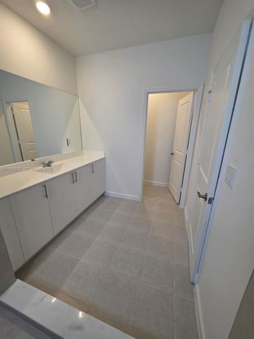 19571 SW 339 Terrace, Homestead, FL 33034