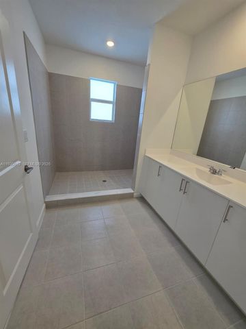 19571 SW 339 Terrace, Homestead, FL 33034