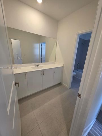 19571 SW 339 Terrace, Homestead, FL 33034