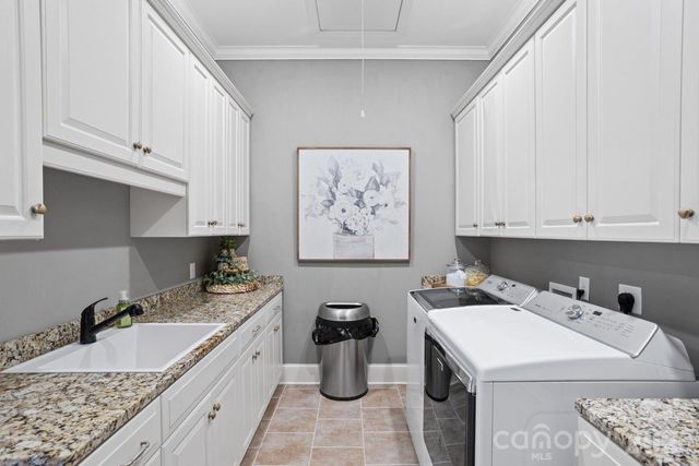 808 Brookberry Farm Circle, Winston Salem, NC 27106