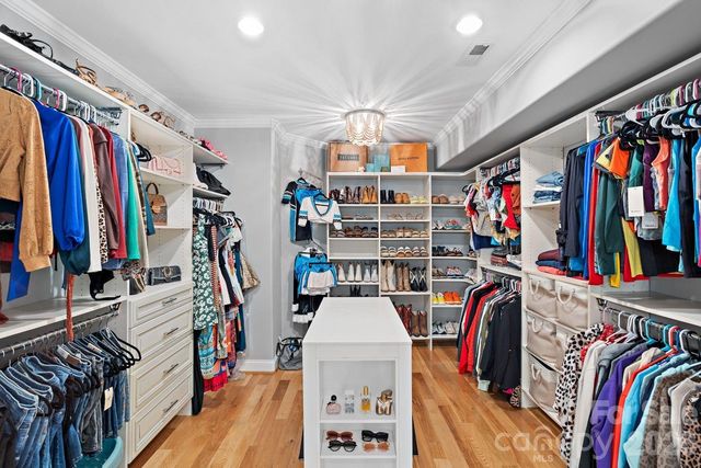 808 Brookberry Farm Circle, Winston Salem, NC 27106