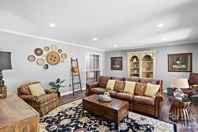 808 Brookberry Farm Circle, Winston Salem, NC 27106