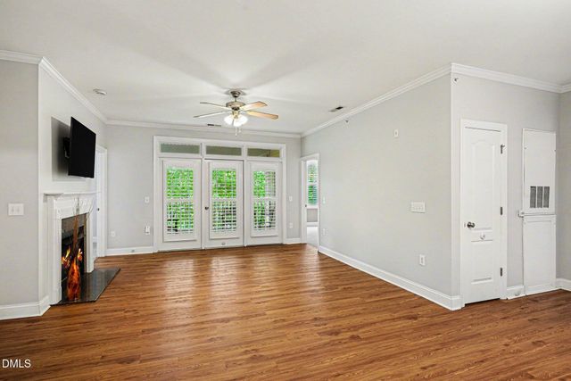 2810 Bedford Green Drive 305, Raleigh, NC 27604