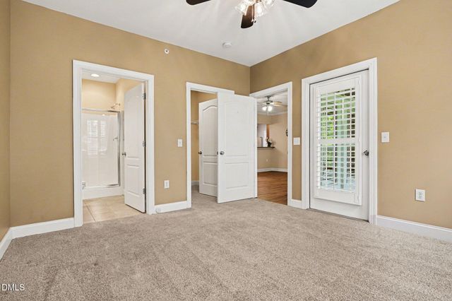 2810 Bedford Green Drive 305, Raleigh, NC 27604