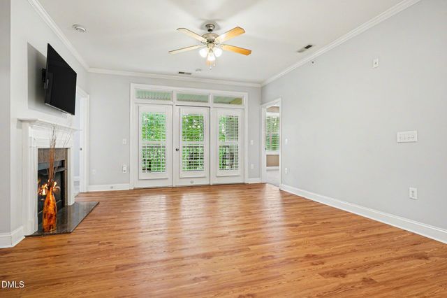 2810 Bedford Green Drive 305, Raleigh, NC 27604