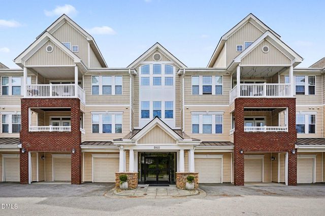 2810 Bedford Green Drive 305, Raleigh, NC 27604